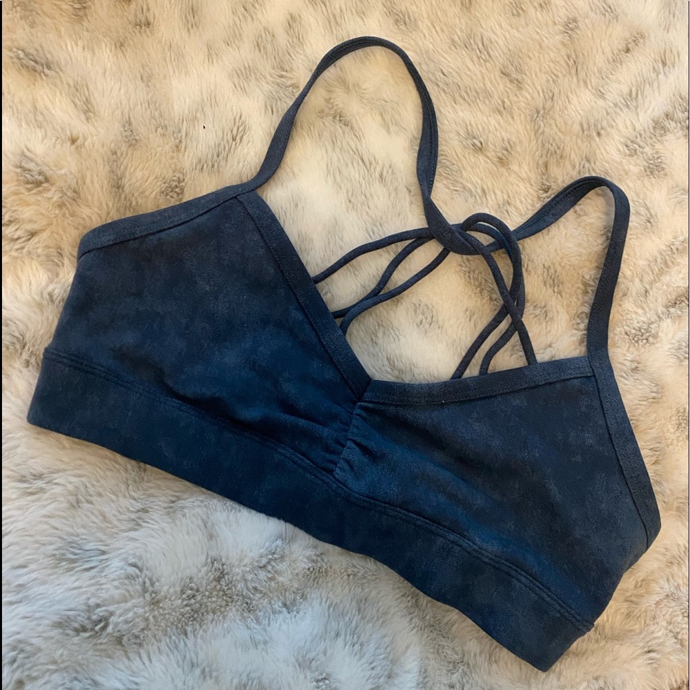 Ali Yoga XS NWOT Sports Bra